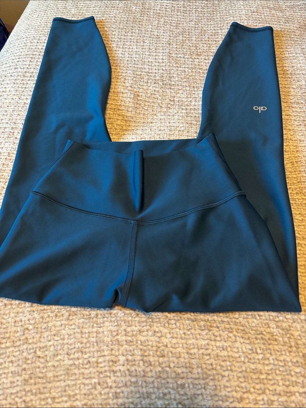 ALO Yoga Teal Leggings with Subtle Logo